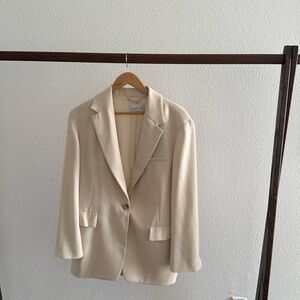 Babaton Cream Blazer size M - Great Condition - Aritzia